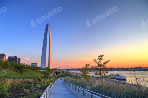 Preview: The Gateway Arch In St. Louis, Missouri.