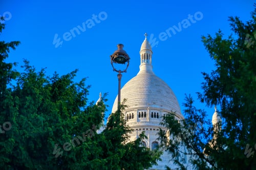 Preview: The Basilica Of The Sacred Heart Of Paris, Located In The Montmartre District Of Paris, France.