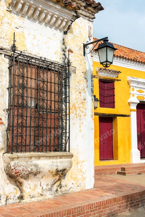 Preview: Yellow, Red, And White Colonial Architecture In Mompox, Colombia
