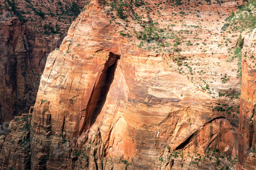 Preview: Beautiful Rock Formation In Zion National Park