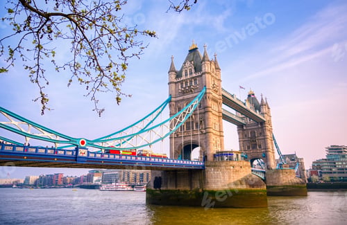 Preview: Tower Bridge Across The River Thames In London, Uk.
