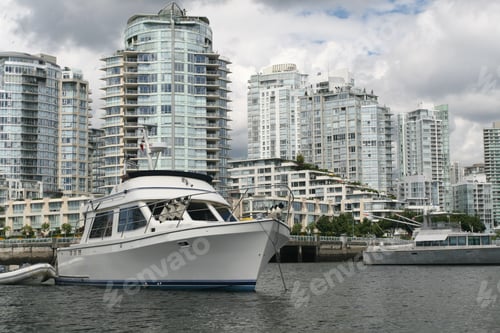 Preview: Private Boat