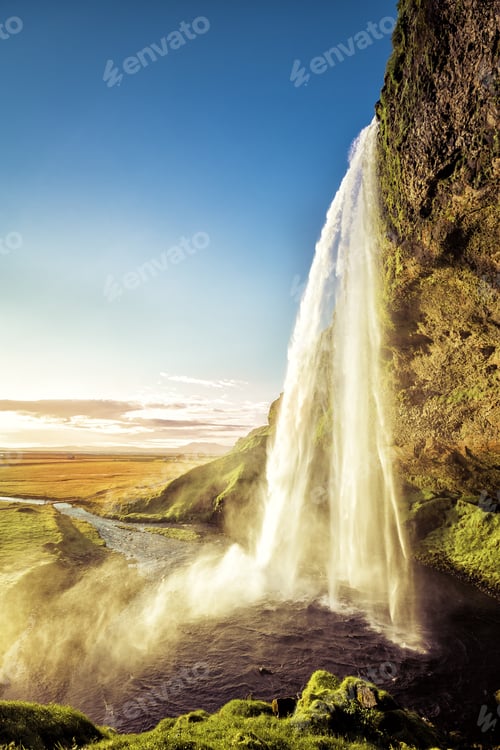 Preview: Seljalandsfoss Waterfall In South Iceland