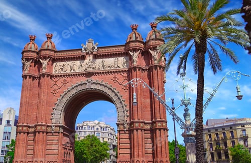 Preview: The Arc De Triomf In The City Of Barcelona In Catalonia, Spain.