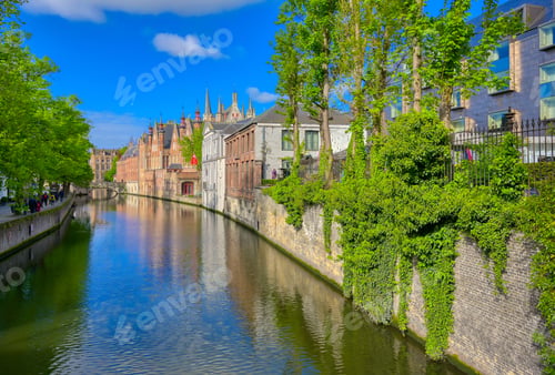 Preview: The Canals Of Bruges (Brugge), Belgium On A Sunny Day.