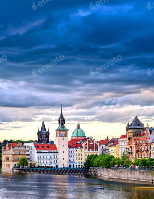 Preview: A View Of Old Town Prague And The Charles Bridge Across The Vltava River In Prague, Czech Republic.