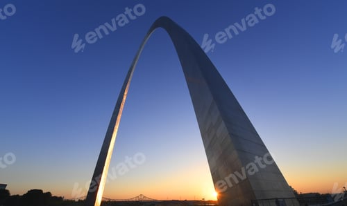 Preview: Gateway Arch In St. Louis, Missouri.