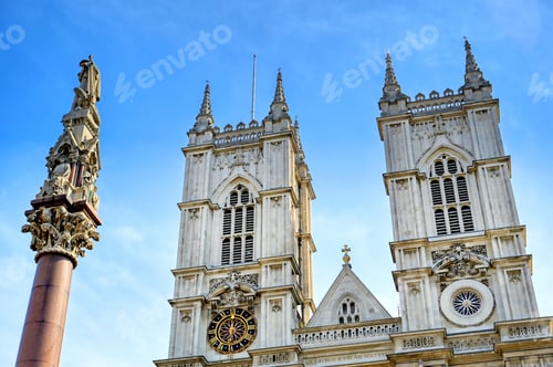 Preview: A View Of Westminster Abbey On A Sunny Day In London, Uk.