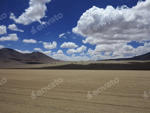 Preview: The High Desert Salar De Uyuni, Bolivia