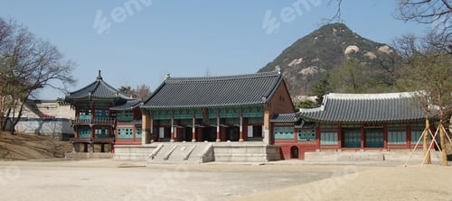Preview: Royal Palace In Seoul Korea