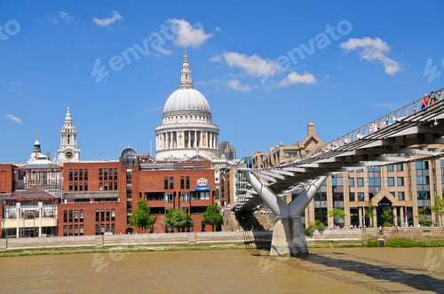 Preview: St Paul Cathedral From The Thames, London, Uk