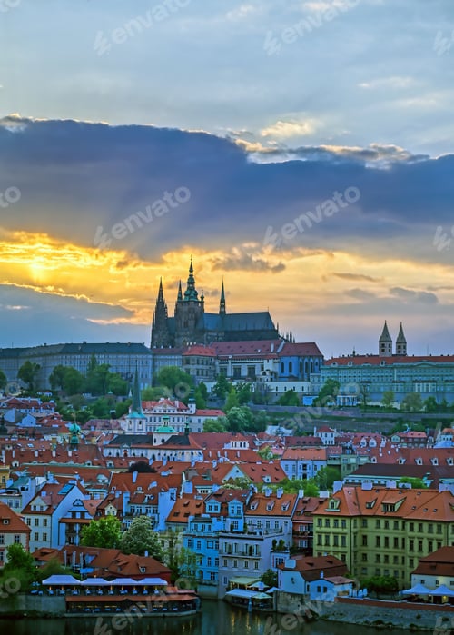 Preview: A View Of Prague Castle Across The Vltava River In Prague, Czech Republic.