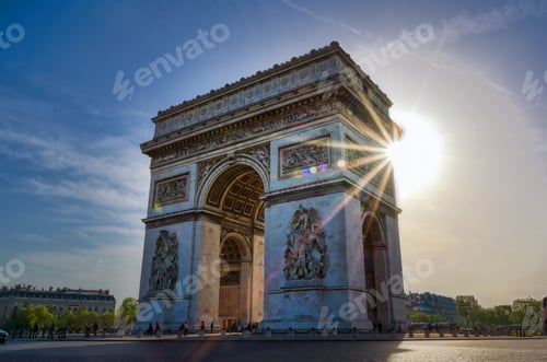Preview: A View Of The Arc De Triomphe Located In Paris, France.