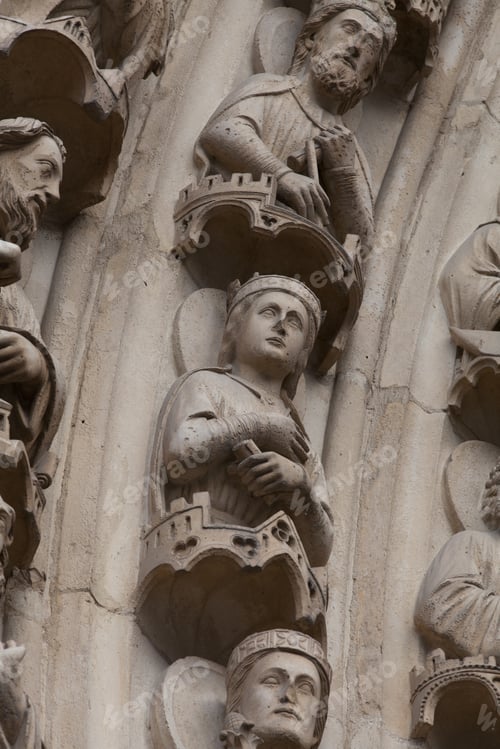 Preview: Beautiful And Delicate Exterior Sculpture And Details Of Notre Dame De Paris
