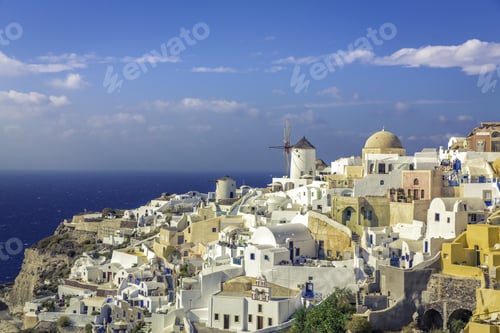 Preview: Amazing Village Of Oia With White Cave Homes In Santorini Island, Greece