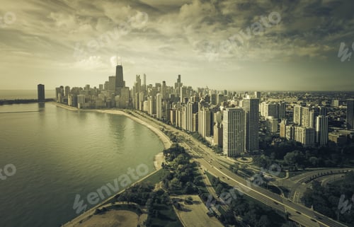 Preview: Chicago Skyline Aerial View With Park And The Beach - Vintage Colors