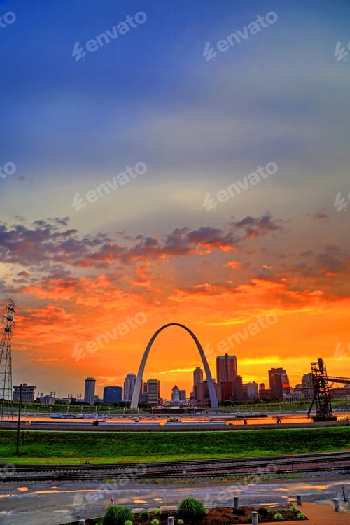Preview: Gateway Arch In St. Louis, Missouri.