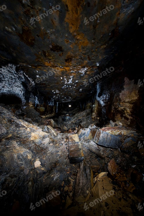 Preview: Inside A Long Abandoned And Collapsing Railroad Tunnel For The Kentucky Union Railway Near Natural
