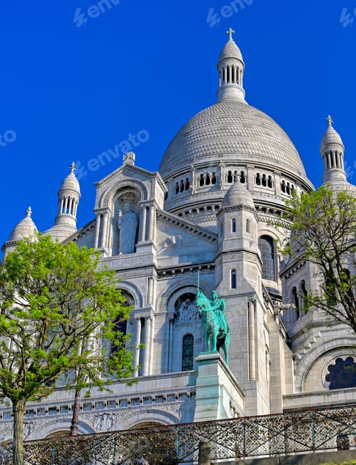 Preview: The Basilica Of The Sacred Heart Of Paris, Commonly Known As Sacré-Cœur Basilica, Located In The