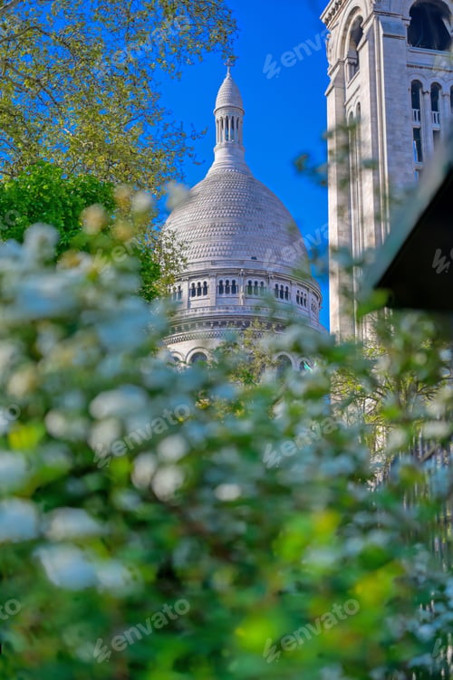 Preview: The Basilica Of The Sacred Heart Of Paris, Commonly Known As Sacré-Cœur Basilica, Located In The