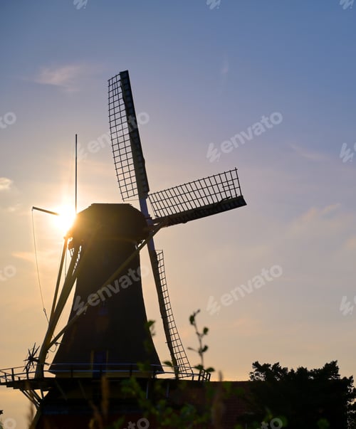 Preview: Historic Windmills Located In Kralingen Lake In Rotterdam, The Netherlands.