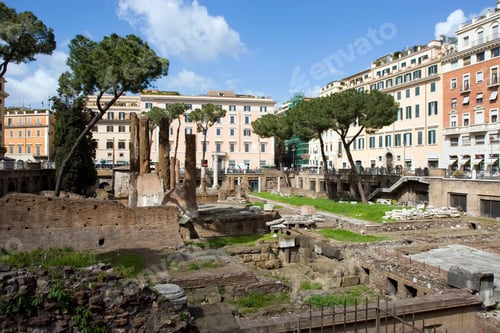 Preview: Roman Ruins In The Center Of The City Of Rome, Surrounded By Apartment Buildings And Stores