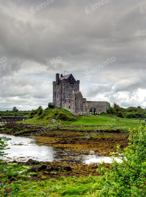 Preview: The Ruins Of Dunguaire Castle In Kinvara, Ireland.