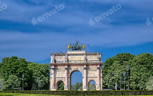 Preview: The Arc De Triomphe Du Carrousel Located In Paris, France