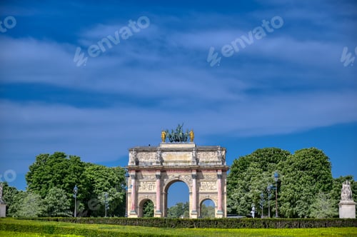 Preview: The Arc De Triomphe Du Carrousel Located In Paris, France