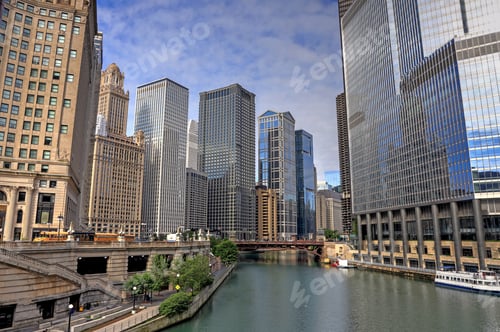 Preview: Chicago, Illinois Architecture And Skyline Along The Chicago River.