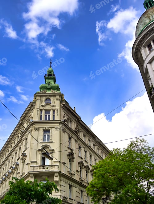 Preview: Architecture Along The Streets Of Vienna, Austria On A Sunny Day.