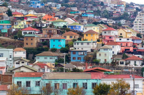 Preview: Colorful Houses On A Hill In Valparaiso, Chile