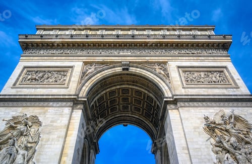 Preview: A View Of The Arc De Triomphe Located In Paris, France.