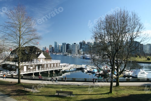 Preview: Vancouver Park Scene With Downtown Views
