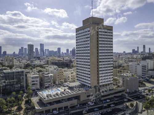 Preview: Tel Aviv Panorama Of The Beach, Waterfront Views, Hotels And Long Promenade Along Skyline