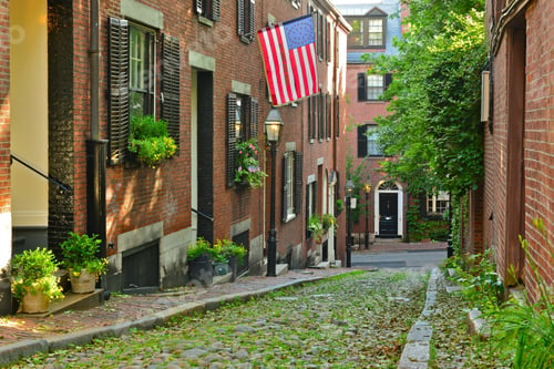 Preview: Historic Acorn Street In Beacon Hill Is One Of The Most Picturesque Street In The United States