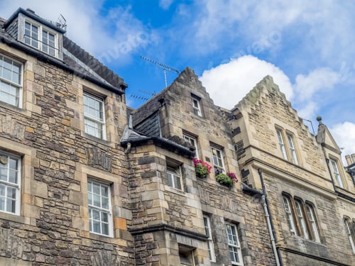 Preview: Old Buildings At The Grassmarket In Edinburgh, Scotland.