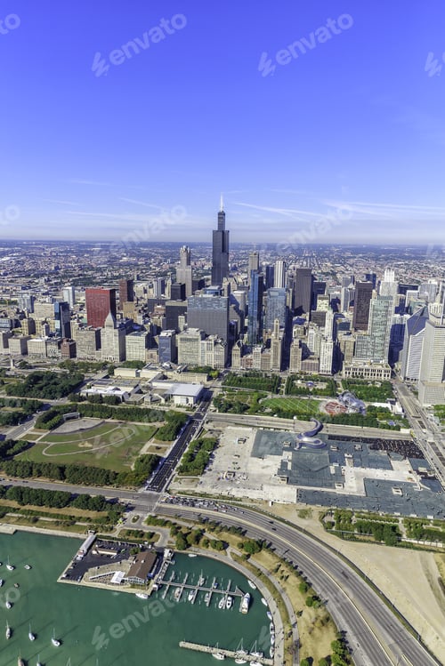 Preview: Chicago Skyline Panorama Aerial View With Skyscrapers And City Skyline At Michigan Lakefront