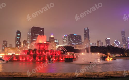 Preview: Buckingham Fountain And The Chicago, Illinois Skyline At Night.