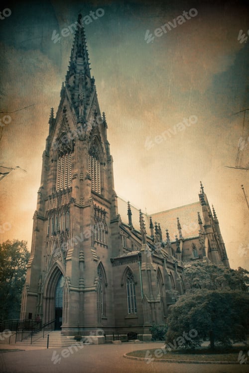 Preview: Historic Gothic Style Cathedral With Vintage Style Texture