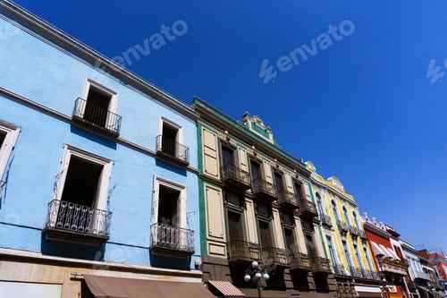 Preview: Row Of Colonial Buildings And Balconies In Puebla, Mexico