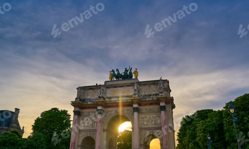 Preview: The Arc De Triomphe Du Carrousel Located In Paris, France.