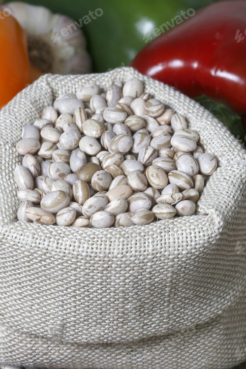 Preview: Beans With Raw Canvas Bags.