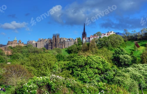 Preview: Princes Street Gardens In Edinburgh, Scotland.