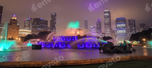 Preview: Buckingham Fountain And The Chicago, Illinois Skyline At Night.