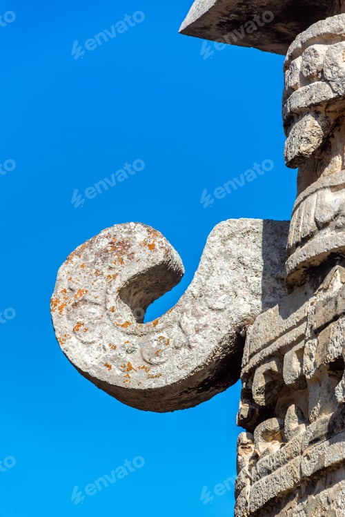 Preview: Closeup Of Details In The Ancient Ruins Of Chichen Itza In Mexico