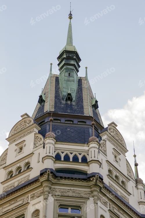 Vista previa: Vista del edificio histórico en el casco antiguo de Praga