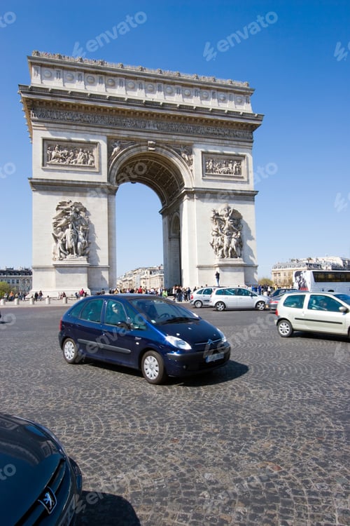 Preview: Color Dslr Image Of The Arch De Triumph, Paris, France, With A Blue Sky Background. Landmark Arc Is