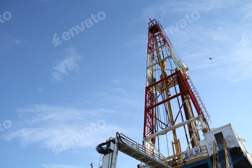 Preview: Oil Drilling Rig On The Amazon