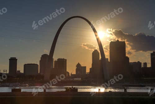 Preview: The St. Louis, Missouri Skyline.